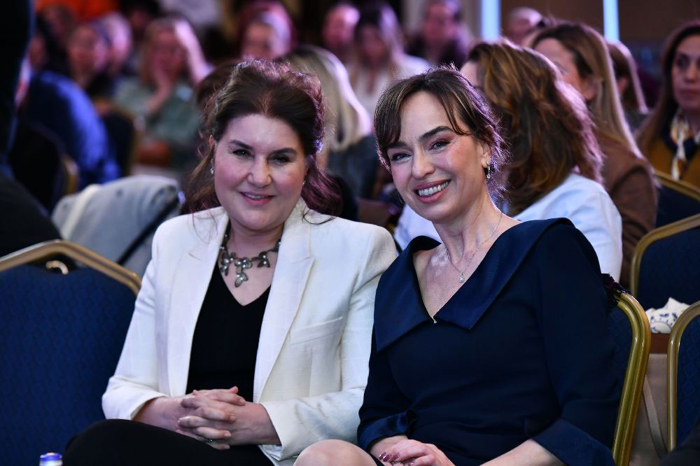 Hülya Gedik ve Ebru Şinik IV. Wellbeing Konferansı'nda